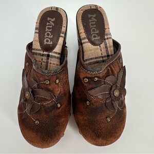 Vintage Mudd Brown Hug Studded Platform Flower Clogs Mule Boho Cottagecore Y2K